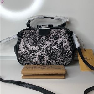 Patricia Nash Chantilly Lace Antica White